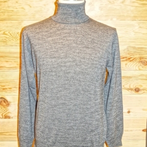 Pull col roulé (gris)